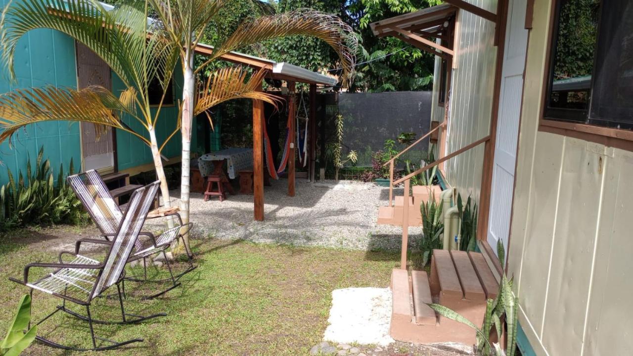 Container House Cahuita Ξενοδοχείο Εξωτερικό φωτογραφία