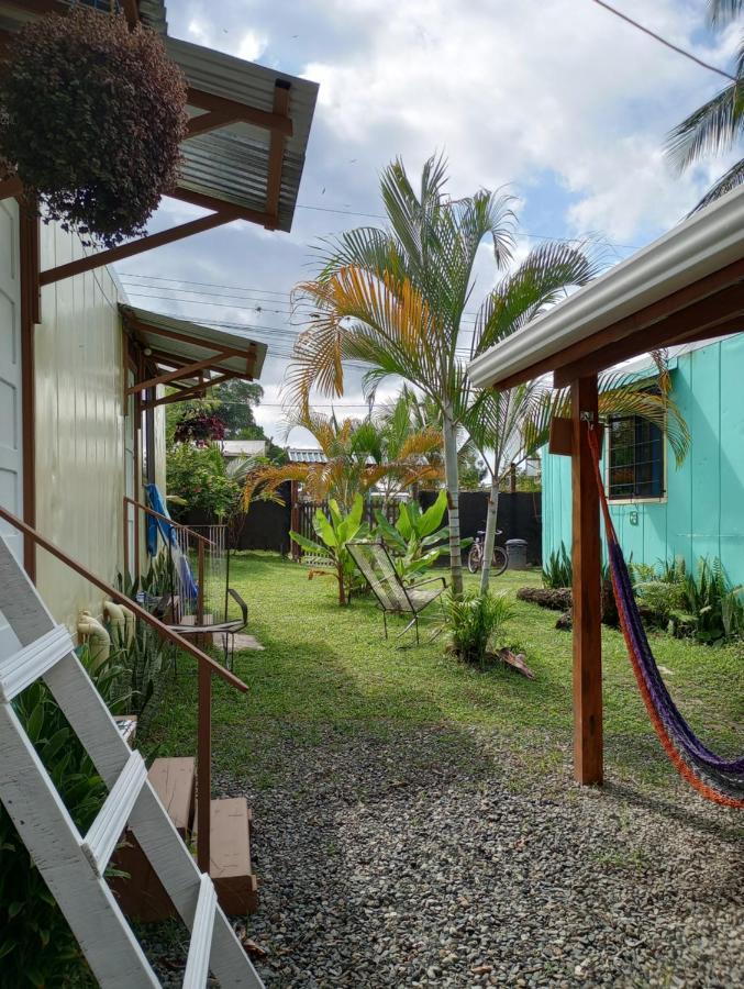 Container House Cahuita Ξενοδοχείο Εξωτερικό φωτογραφία